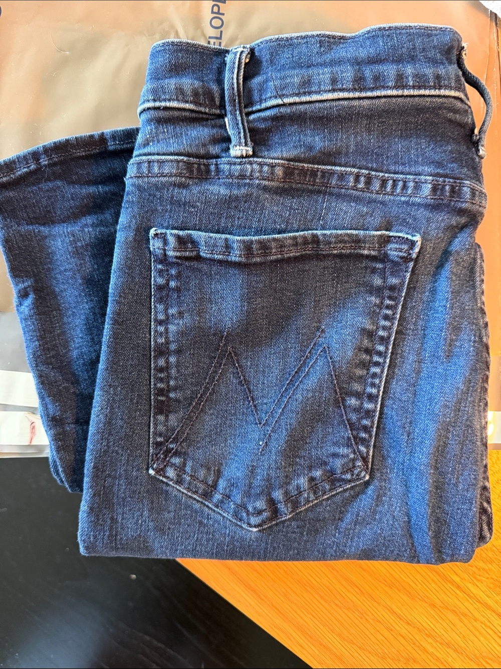 Mother denim dark indigo blue women’s lil hustler jeans size 30/10 high rise